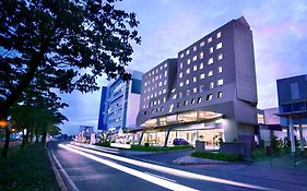 Fame Hotel Gading Serpong